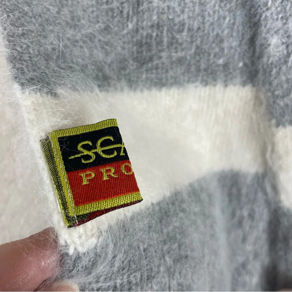 Scala pronto angora wool striped scarf with roses - Picture 7 of 8